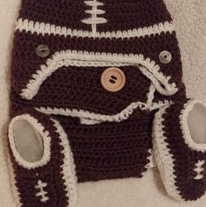 Hat, diaper cover & booties